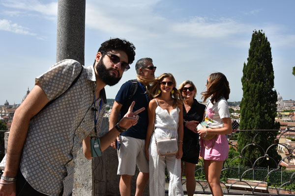 local-guide-rome-tourist